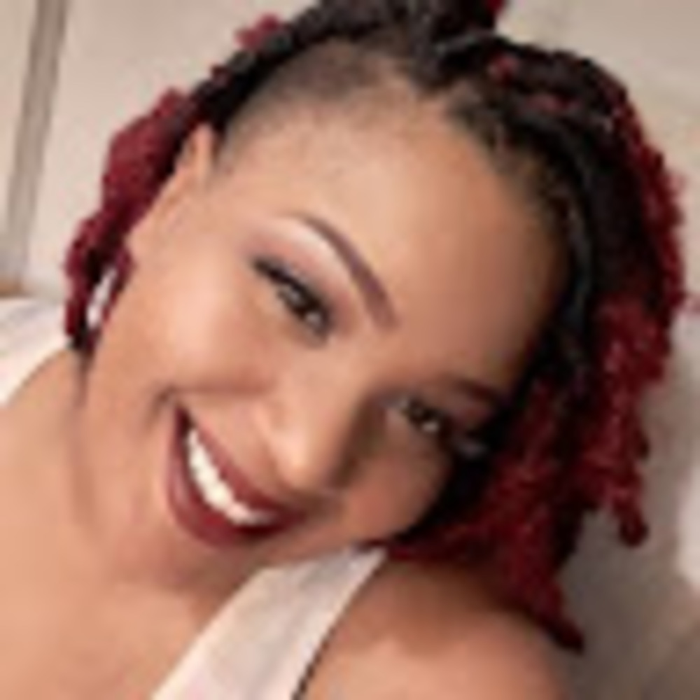 Meet your Posher, Tonicia